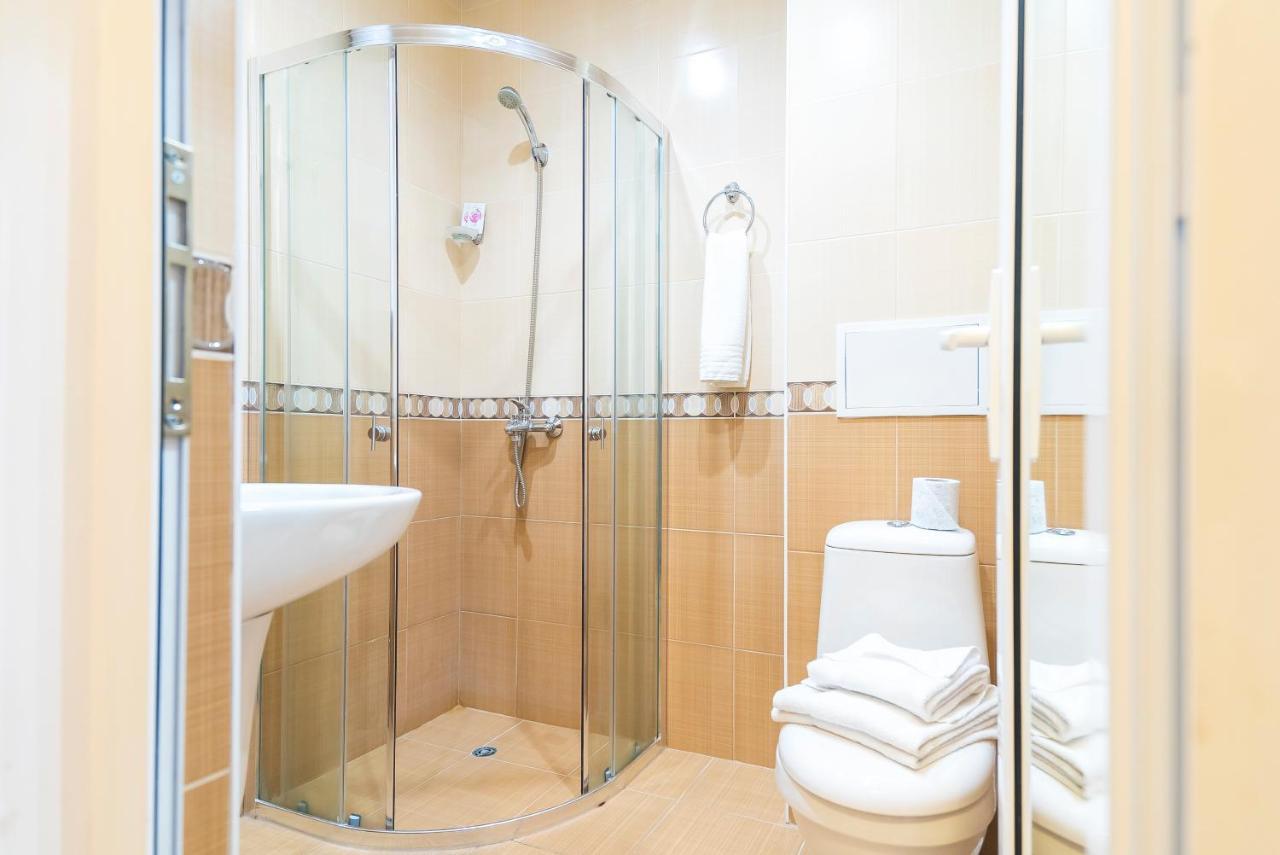 Apartments In Hotel Admiral Plaza Pantai Sunny Luaran gambar